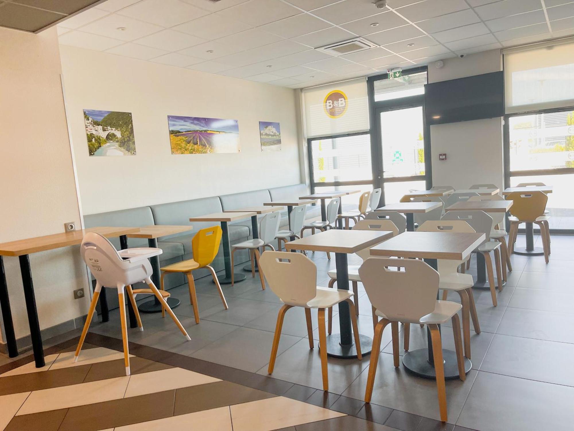B&B Hotel Montelimar Sud Екстериор снимка